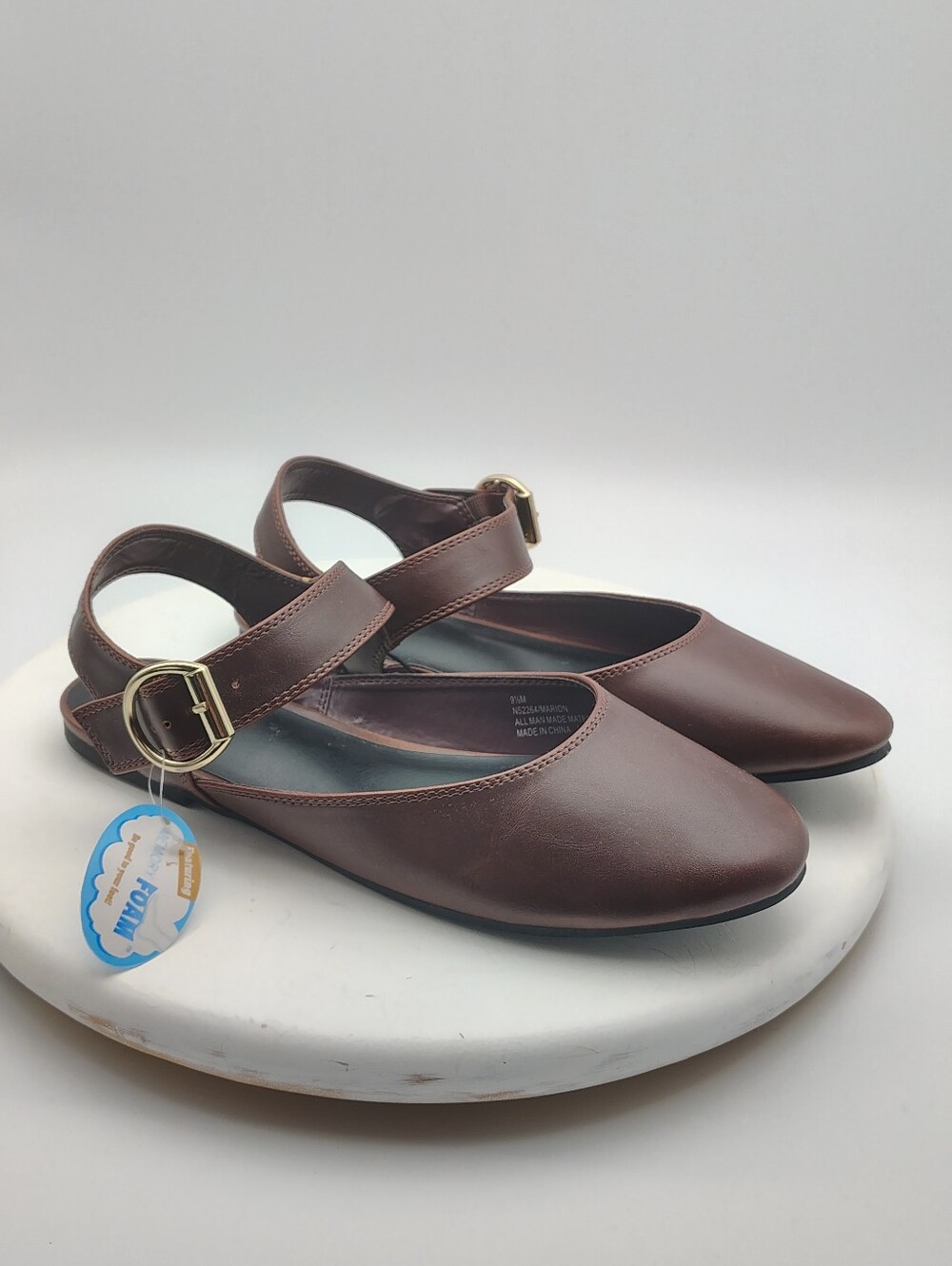 New Seychelles Women’s Brown Mary Jane Slingback Flats with Gold Buckle